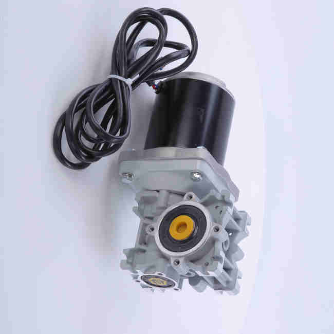 Yinxin Cast Iron Worm Gearbox Motovario Nmrv 130 for Gear Motor