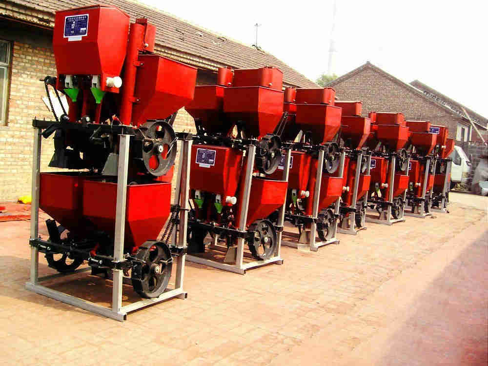 Farm Sowing Machine 2CM-2 Double Rows Potato Planter with Fertilizer
