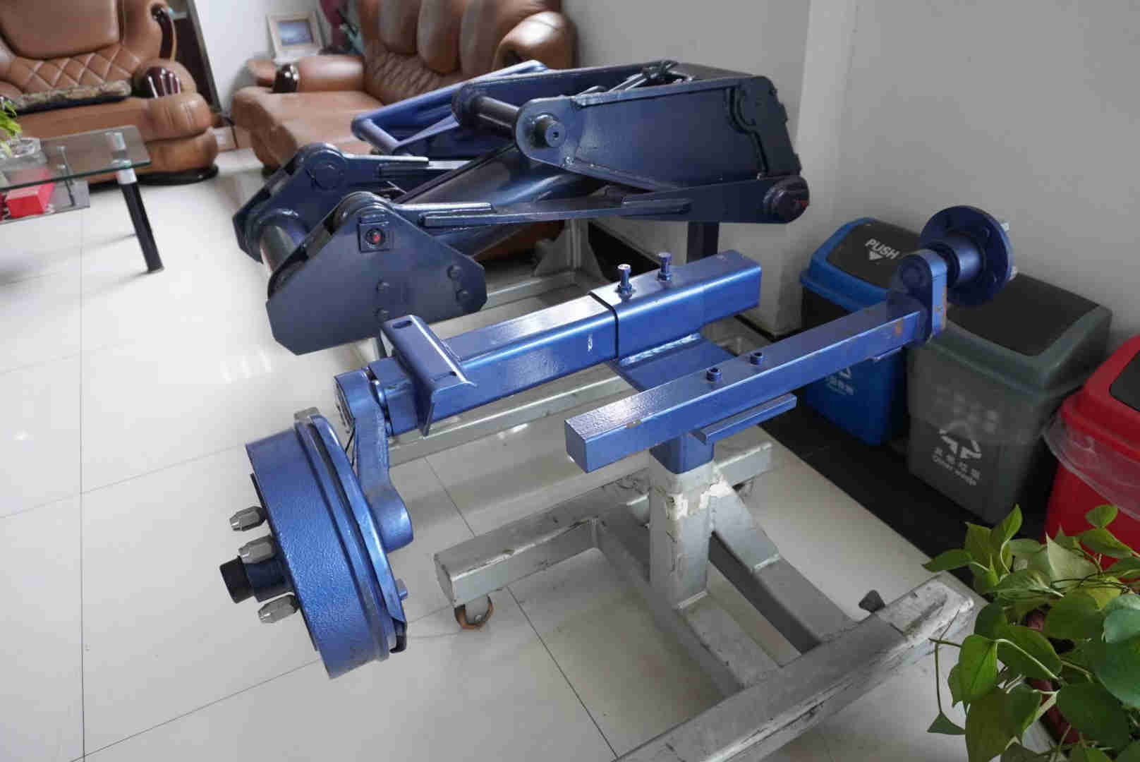 FSSA24F10-1840 FSSA24F10-2150 FSSA24F10-1888 Heavy Duty Series Trailer Axle Self-Steering Axle
