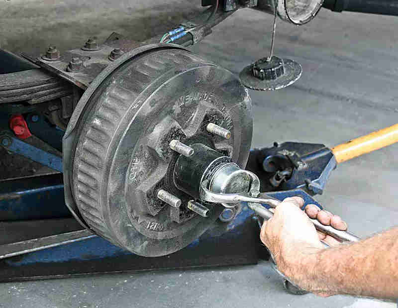 Wholesale High Quality 6 Bolts Trailer Wheel Hubs Accessory for Agricultural Trailer Axle