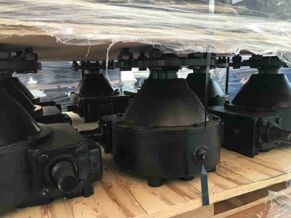 Agricultural Farm Greenhouse Automatic Sprinkling Irrigation Worm Gearbox for Center Pivot Irrigation System