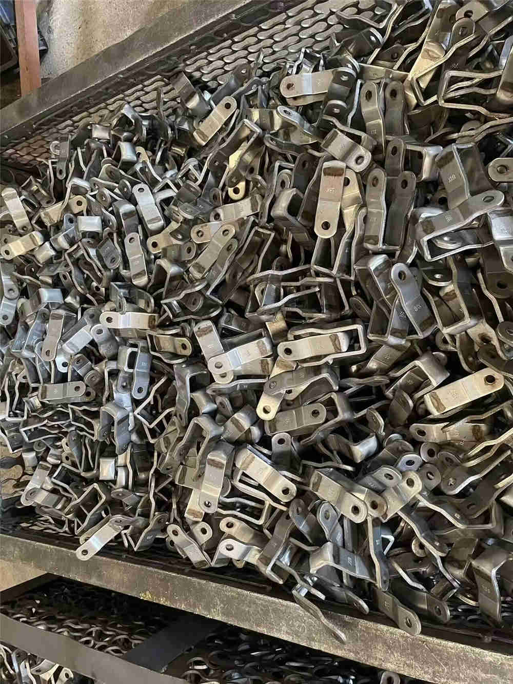 Agricultural Feeder Mixer Chain G27 G27T Attachment 667X 667H 667XC Steel Pintle Chains and Sprocket