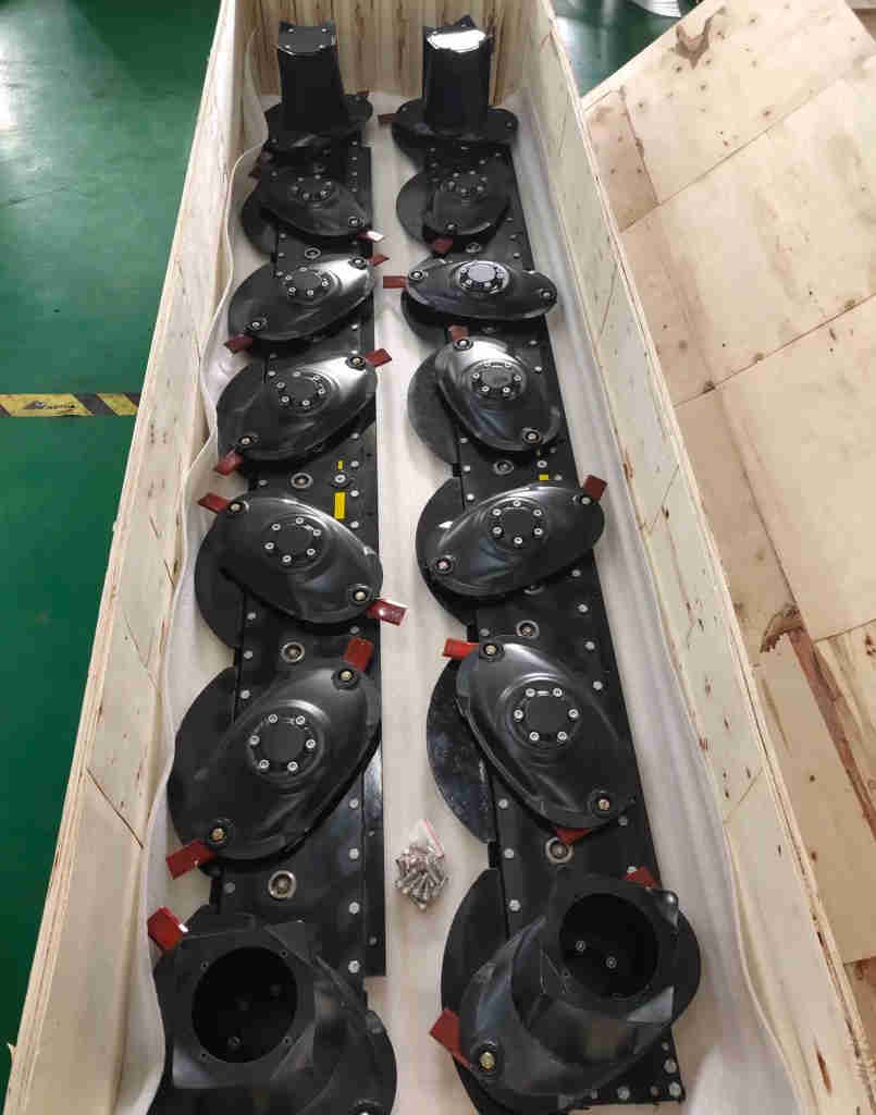 Factory Supply Trailing Mower Gearbox Speed Reducer Pull-behind Mower Gear Drive Gearbox for Lawn Mower